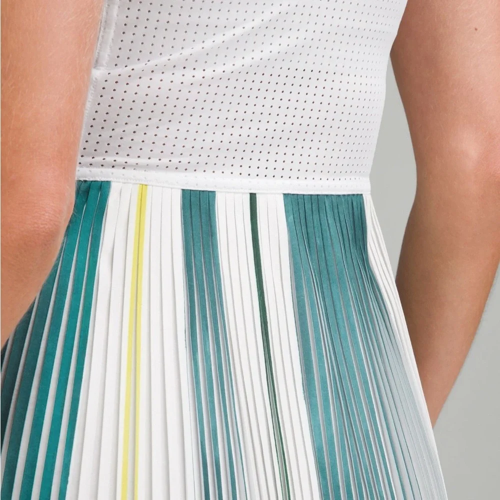 Varsity Scoop-Neck Linerless Tennis Dress - Picture 3 of 4